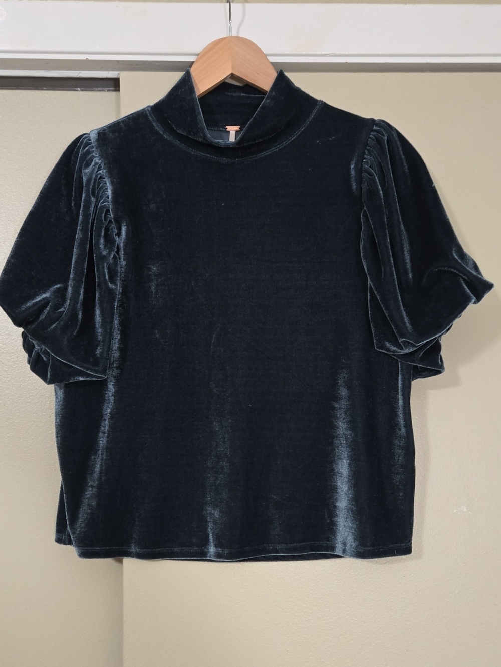 Free People Blue Claudia Velvet Puff-Sleeve Mock Neck Top Size Small